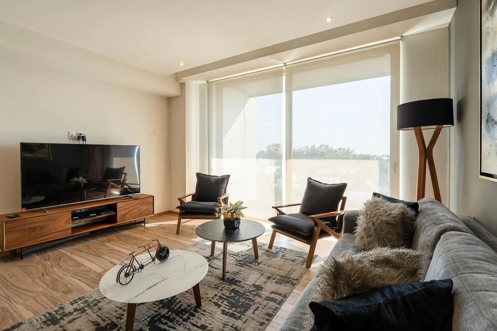 Luxury Escape Near Andares Modern Retreat Daire Guadalajara